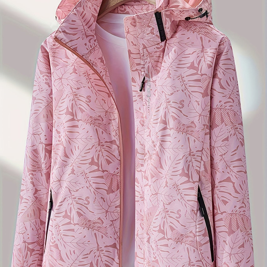 Women's Lightweight Windproof Hooded Jacket